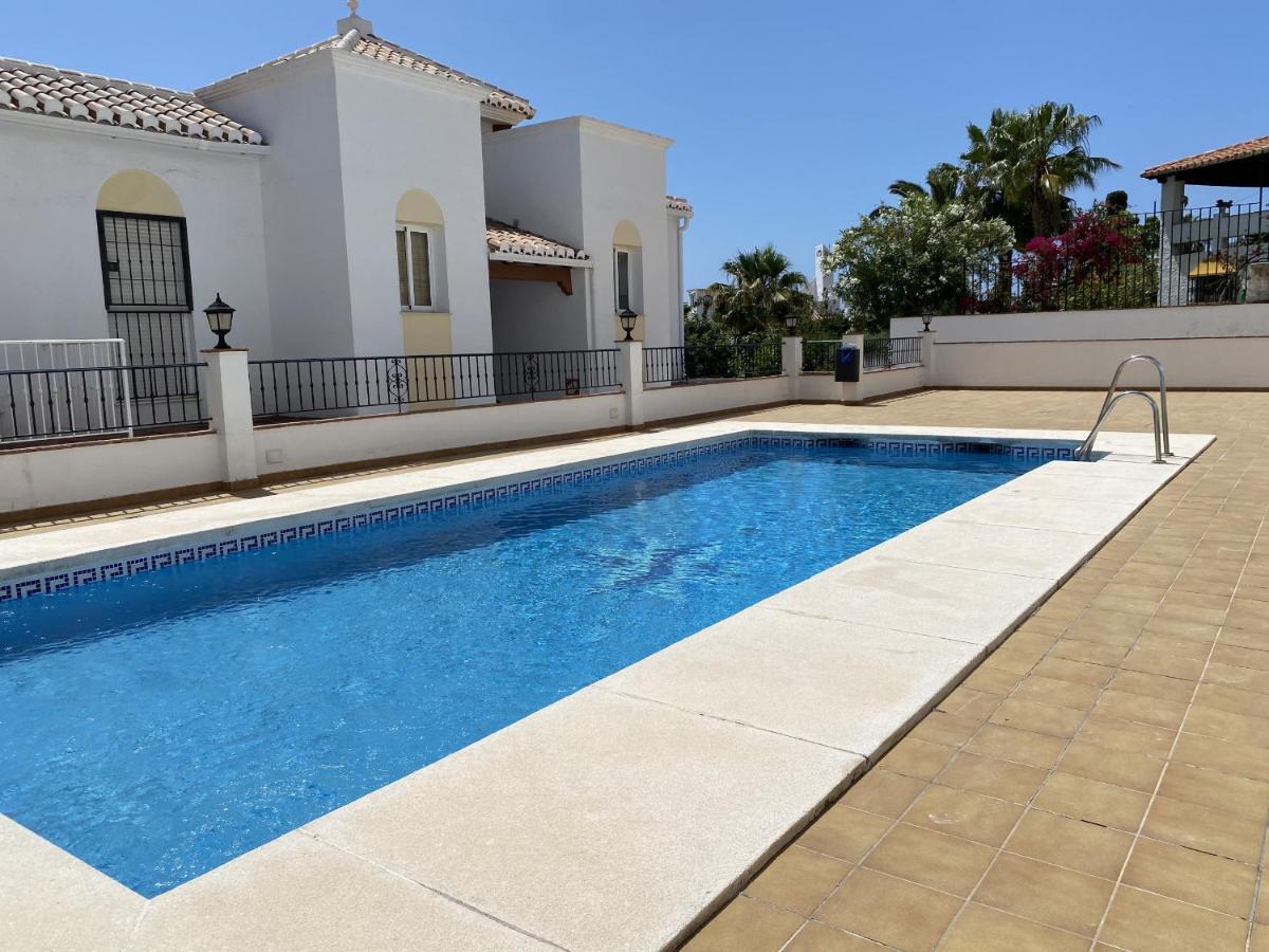 Chimenea Pinar 2 Apartments Casasol Nerja Kültér fotó
